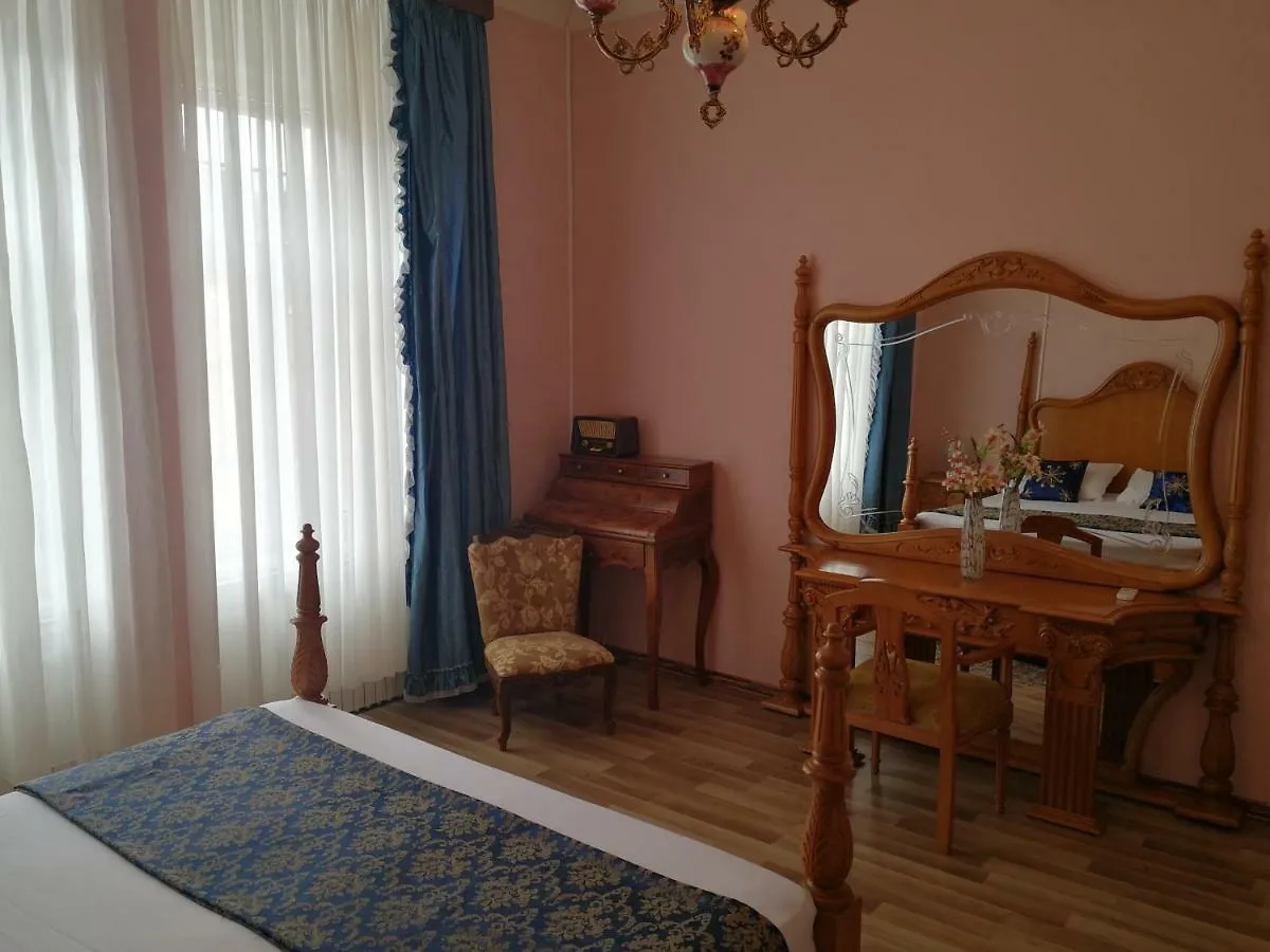 Sun City Boutique Rooms Pula 3*,  Croatia